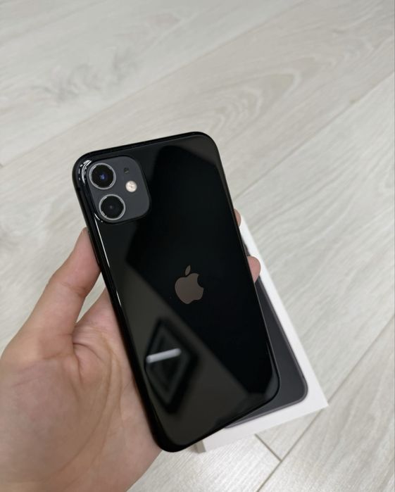 Продам айфон 11.