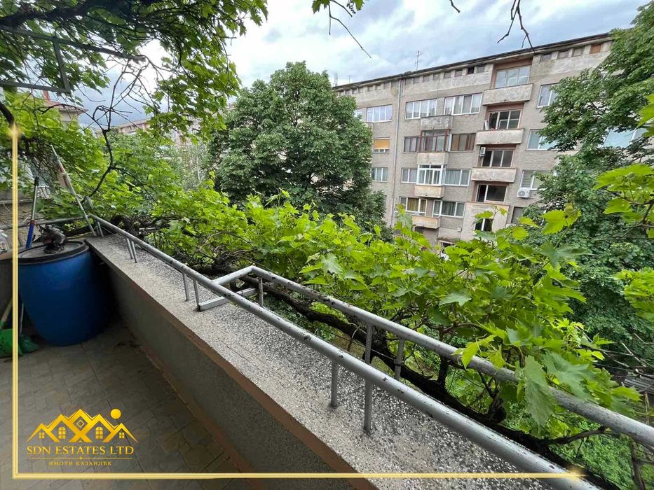 Тристаен апартамент с гараж, таван и изба в района на Манастира – Казанлък | SDN Estates LTD