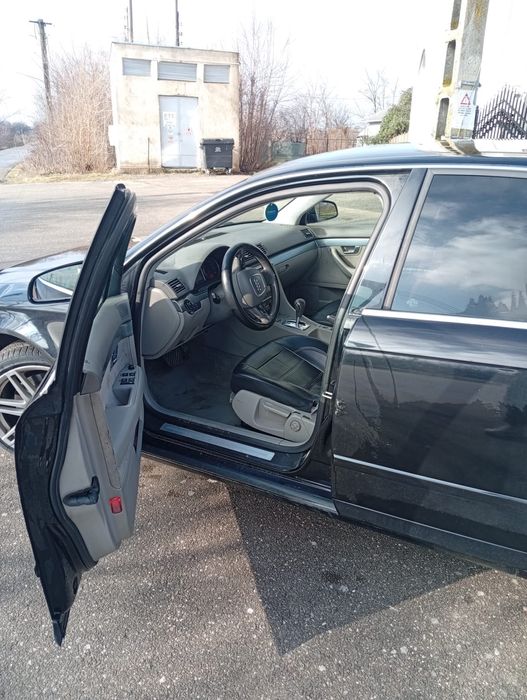 Vând Audi A4 2007,motor2.5 TDI,V6