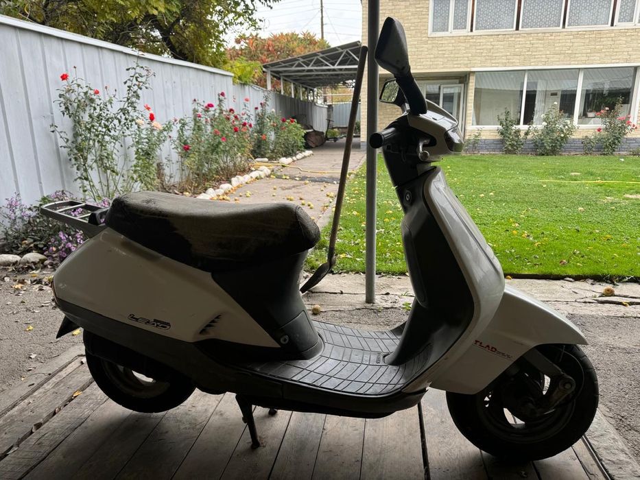 мопед-скутер honda lead 50см³