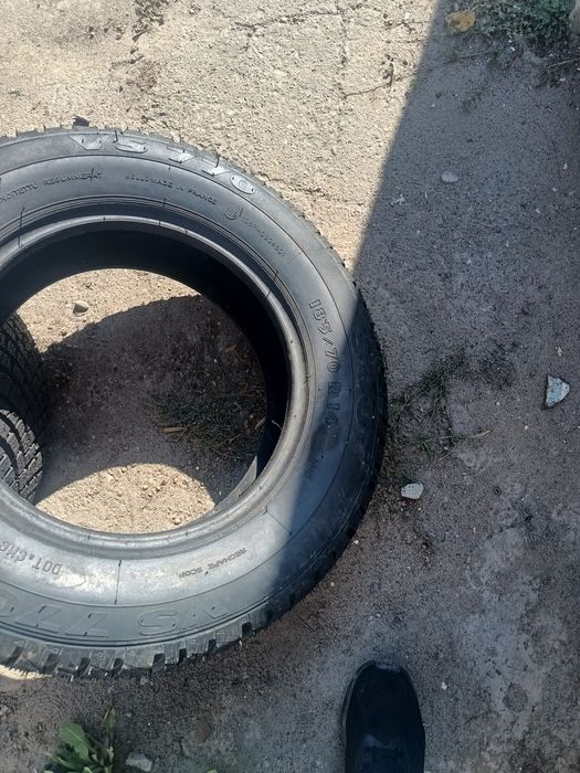 Cauciucuri de iarnă 185/70 R 14 cauciurile sunt într-o atare foarte bu