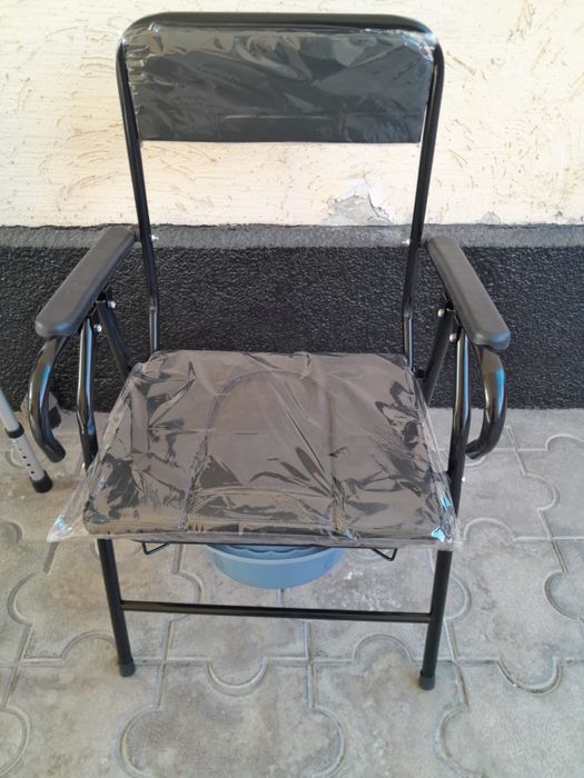 Кресло-туалет новая