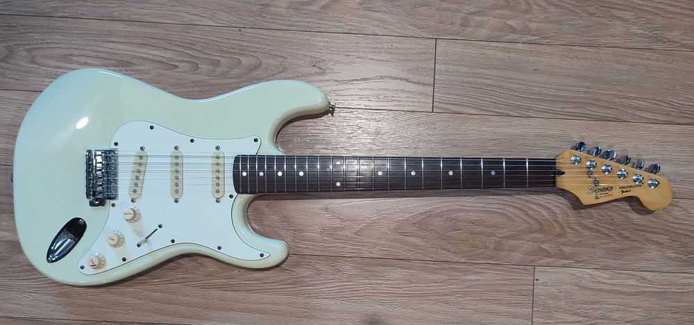 Китара Fender Squier Samik Korea 1989г