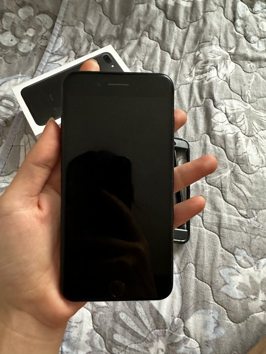 IPhone 7 plus. 32 гб.