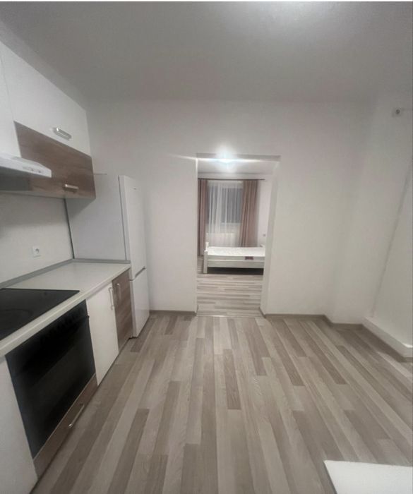 Apartament la casa