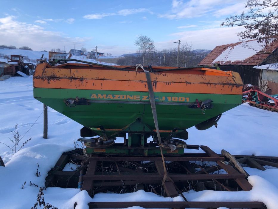 Distribuitor îngrășăminte Amazone