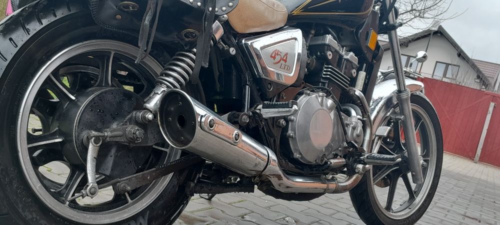 Vand motocicleta kawasaki LTD 454