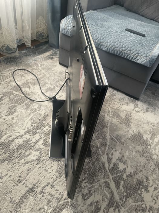 Телевизор LG 42 дюйма