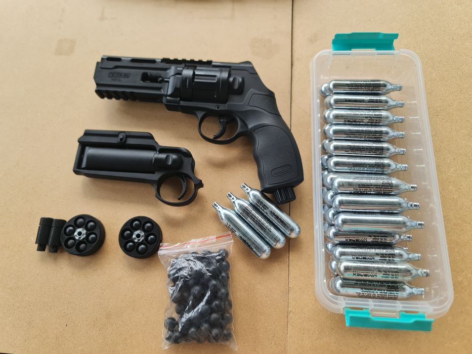 Pistol airsoft Umarex HDR 50 ca Nou