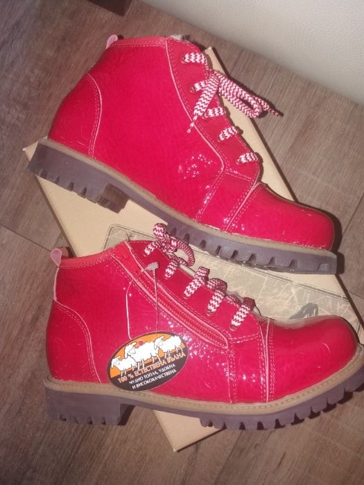 NEDI style -нови дебели боти 34