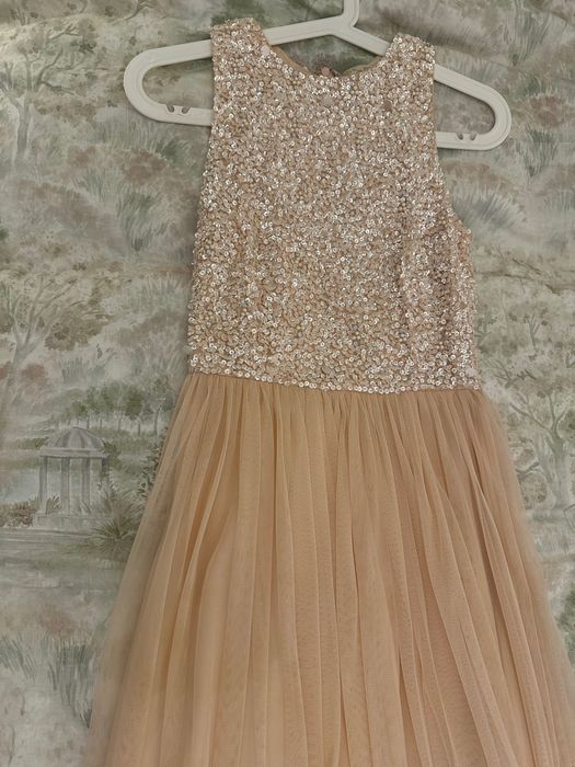 Розова рокля за специален повод