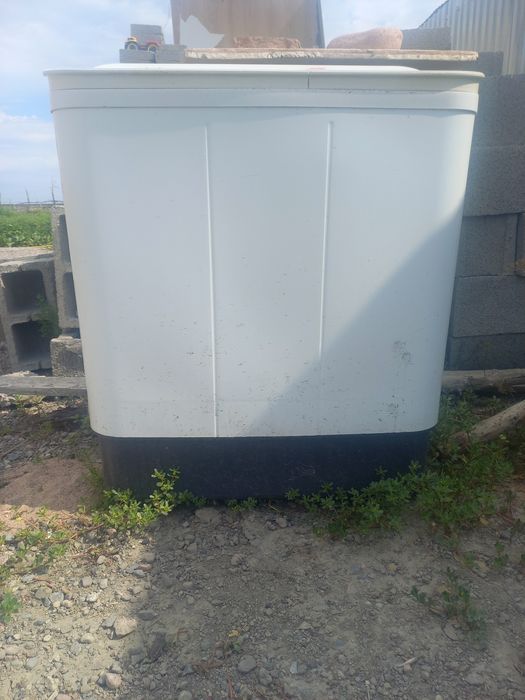 Продам б/у стиралку