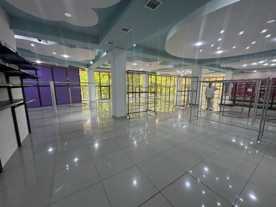 Сдаётся здание под шоурум, магазин, офис, Мирабадский р-н