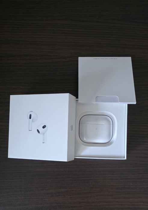 Слушалки Airpods 3rd generation