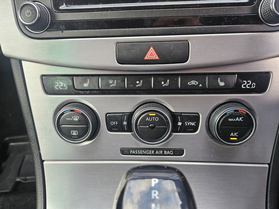 Panou clima cu incalzire scaune Passat b7/CC facelift