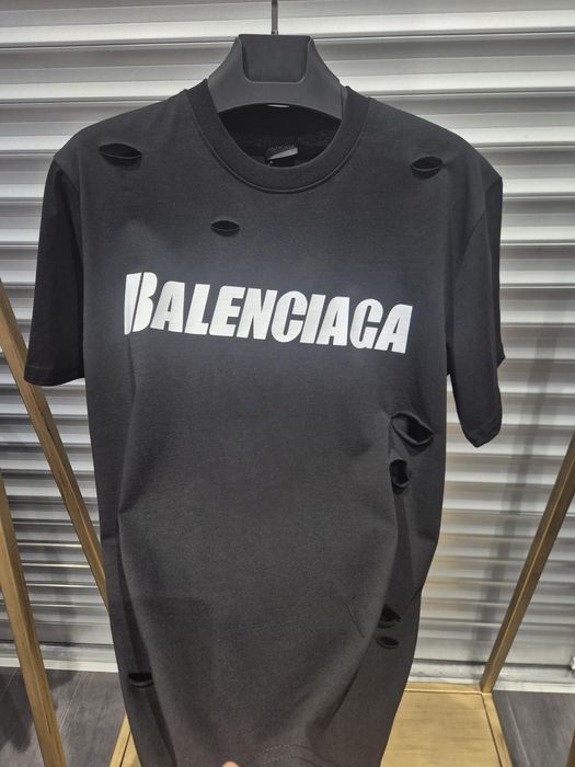 Премиум мъжки тениски BALENCIAGA | Топ качество на отлична ценa