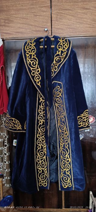 Продается новый костюм в национальном стиле!