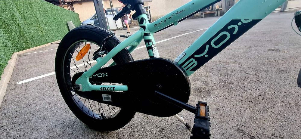 Продавам детски велосипед BYOX 18 цола.