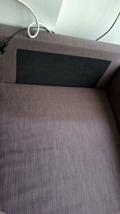 Продавам ъглов  диван.