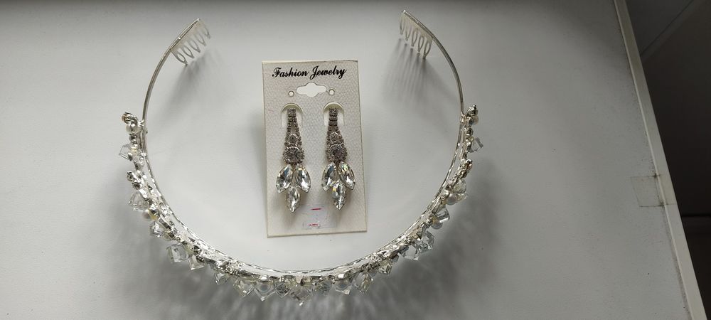 Корона с серьгами