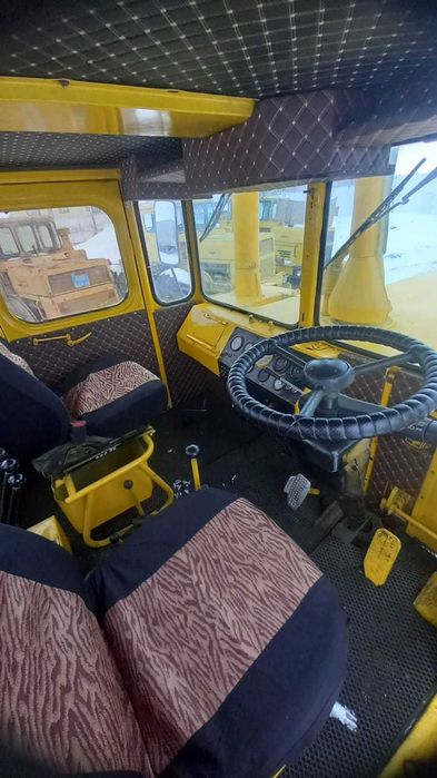 Кировец К-701  ЯМЗ - 240