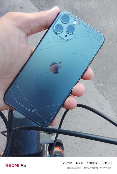 Продам iphone 11 pro