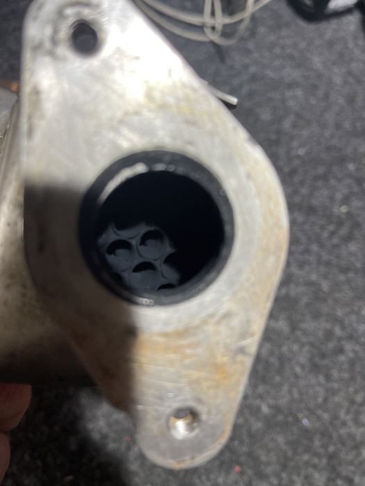 Racitor gaze bmw seria F