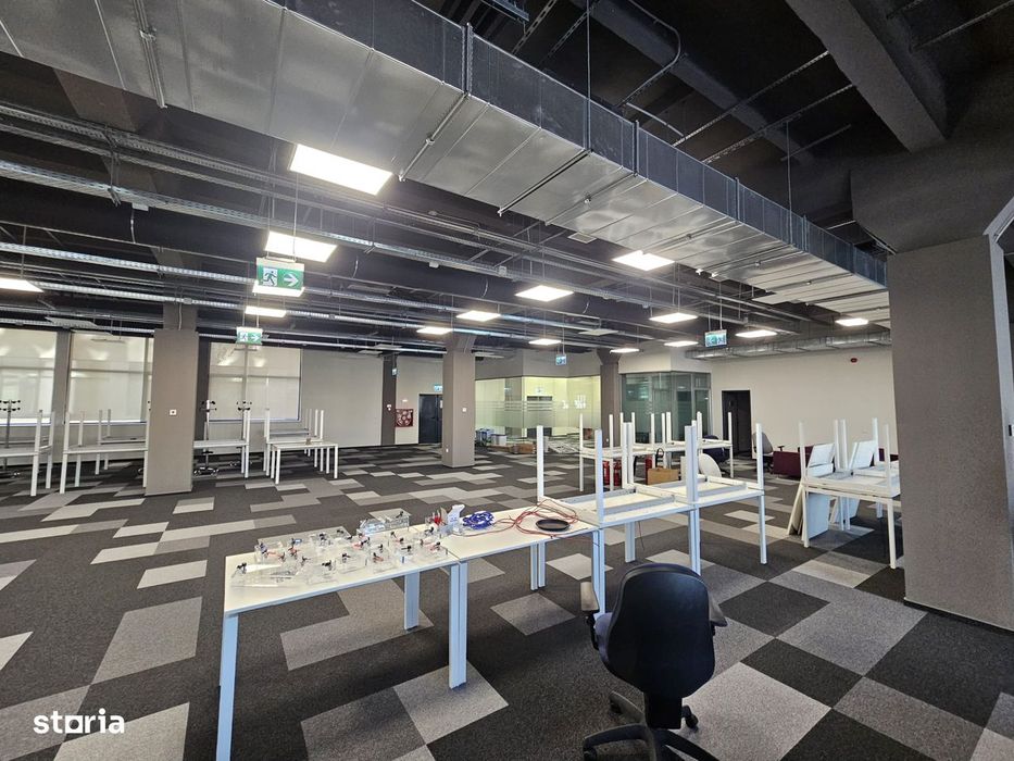 Spatiu 1250mp de inchiriat. Baza 3. Comision 0!