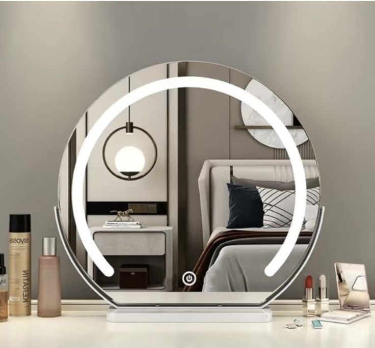 Макияжный столик продается