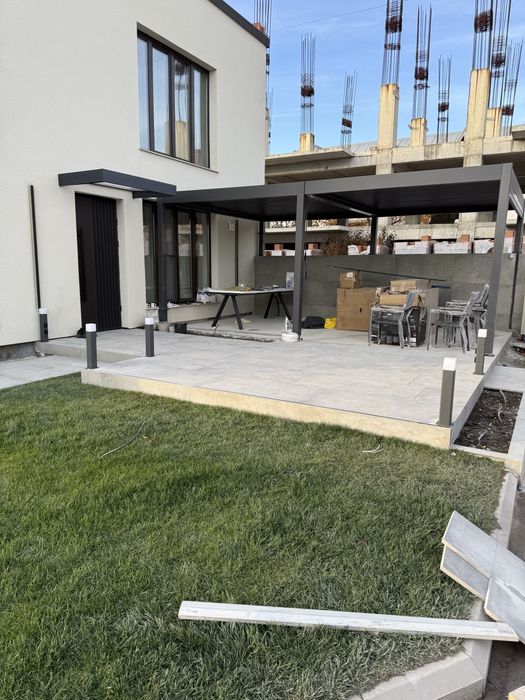 Renovari interioare si exterioare ,gradini ,fatade . Scari de boc