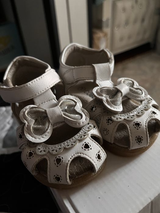 Продам детский обуви