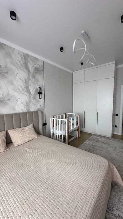 Продам 2 ком евро РН 8 школа