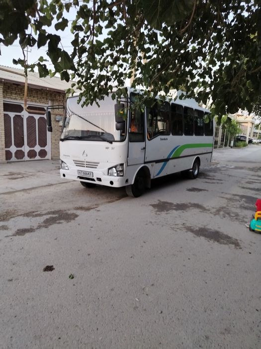 Автобус исузу хизмати