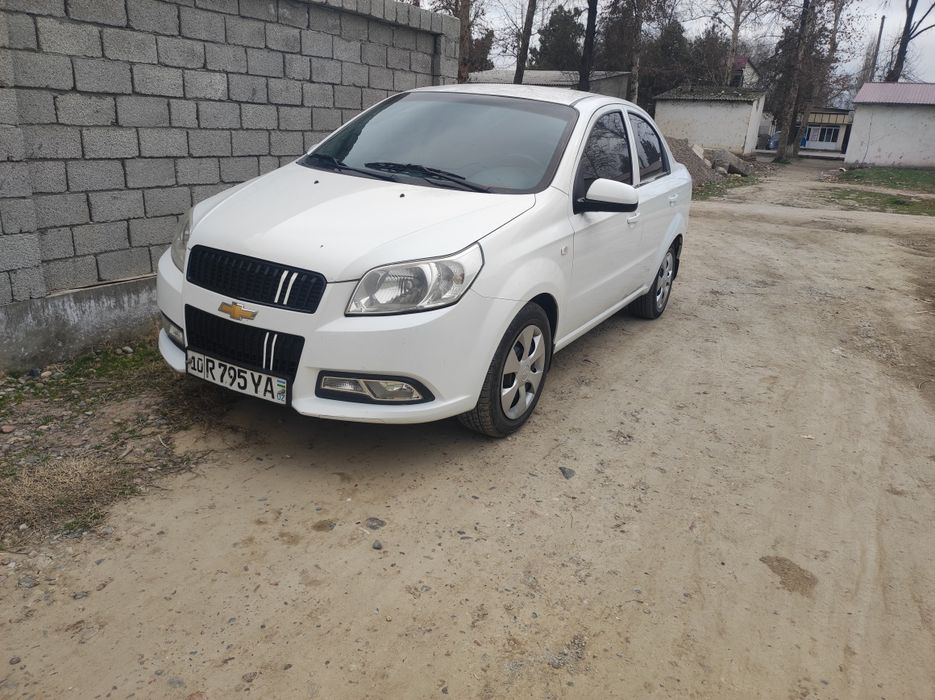 Nexia 3 srochna sotiladi