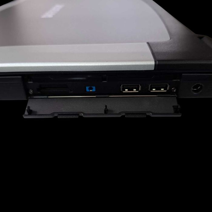 Laptop rezistent Durabook S15AB i7-5500U / 16GB RAM / 512GB SSD,W10p