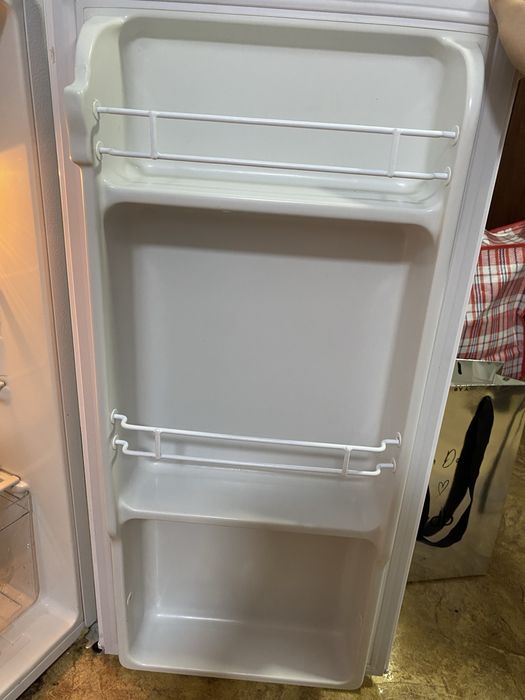 Холодильник гостиничный