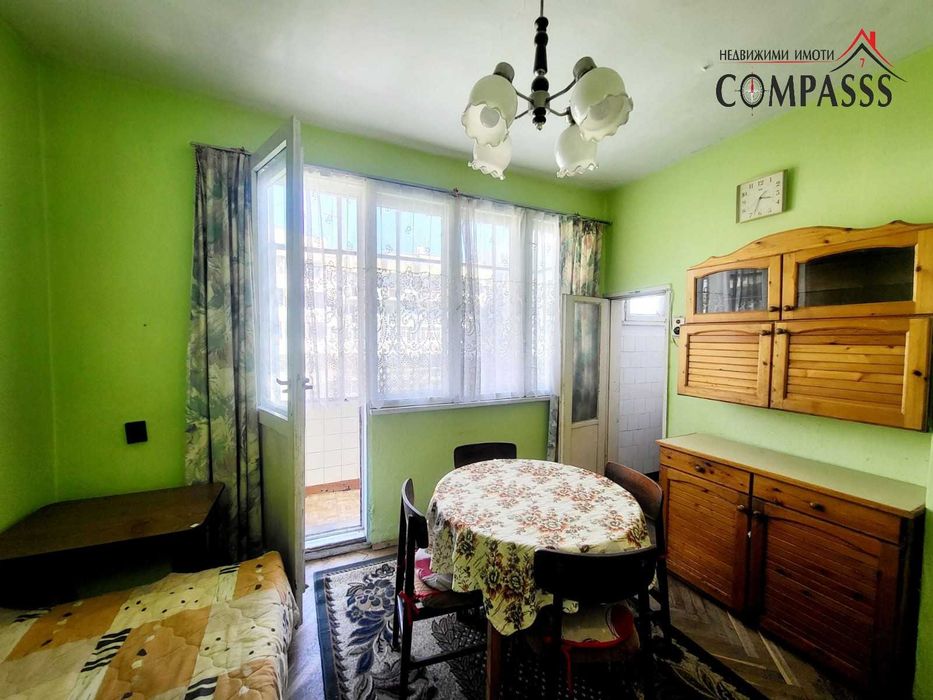 Продава се Двустаен апартамент в Добрич, Център - 70 кв.м за 1458 €/кв.м - Снимка #4