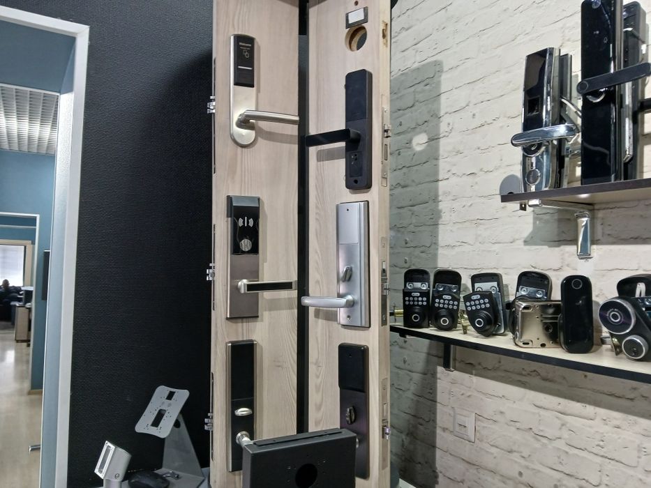 Замок уста Zamok ochish o'rnatish remont