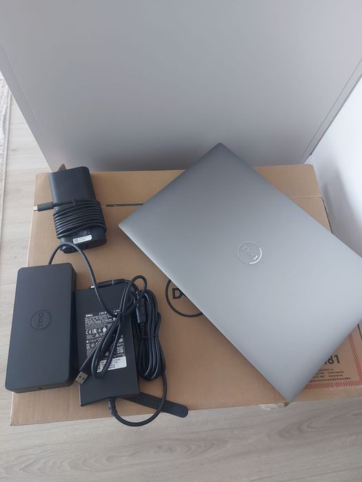 NOU! Dell Precision 5690, 16" 4K TOUCH Oled Ultra 7 165H, 32Gb, Ada 20