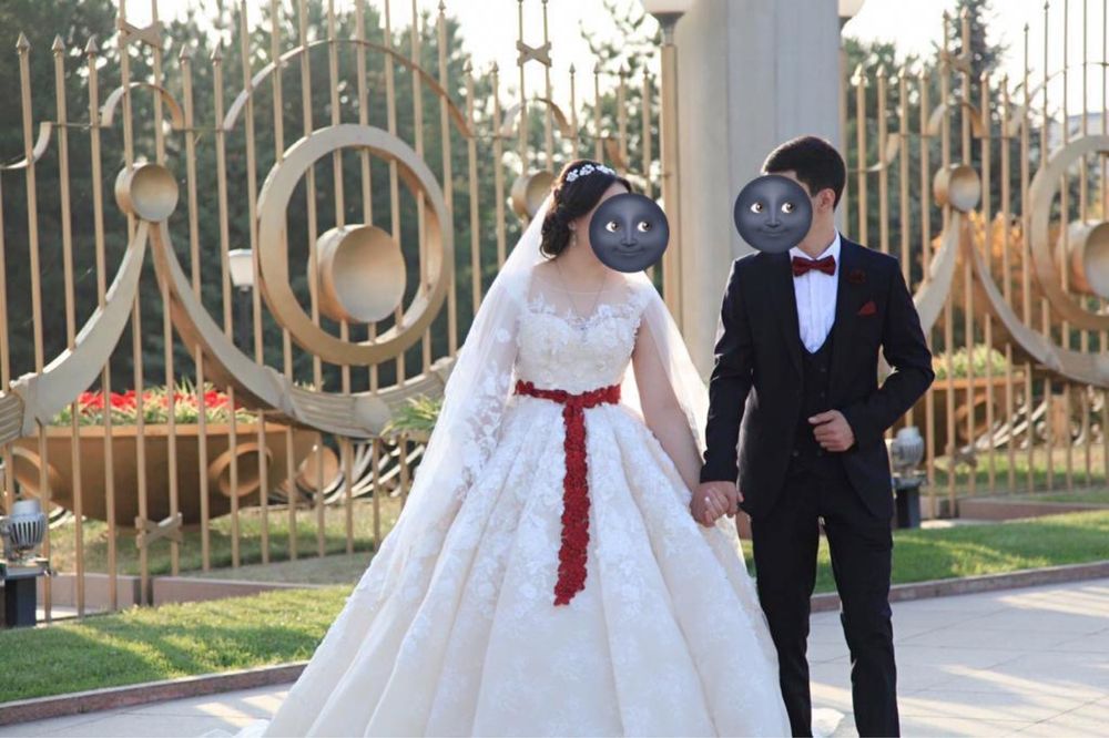 Продам свадьбное платье