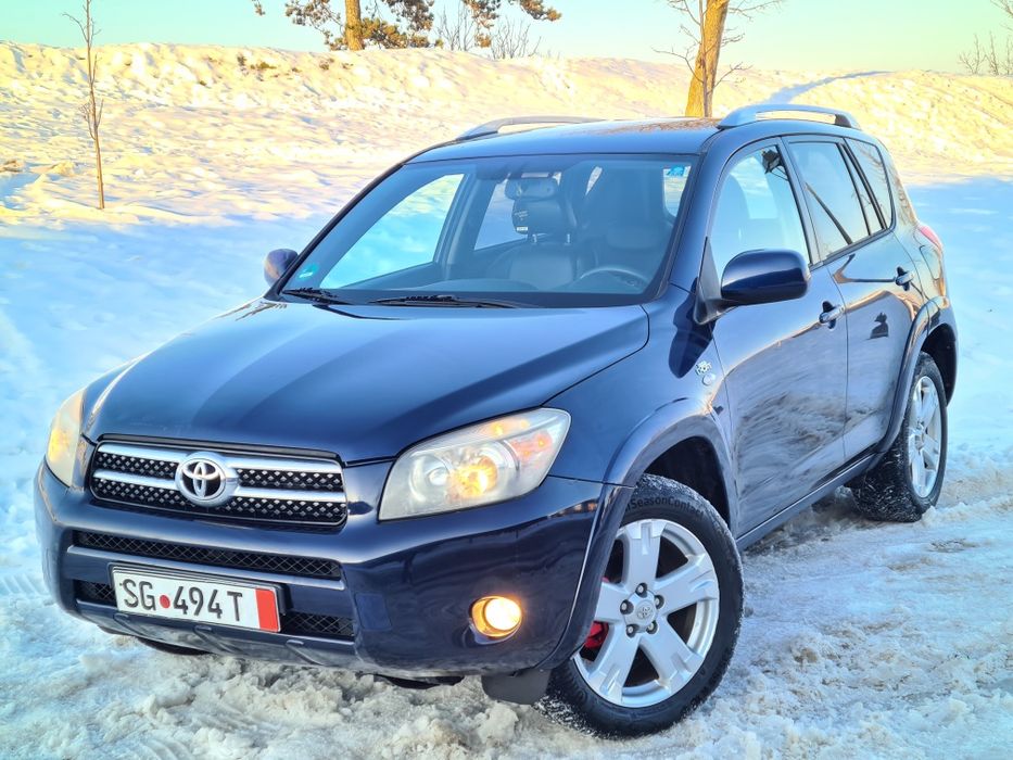 *Vând Toyota RAV 4 / 2.2D *4X4* Matriculat Recent unic proprietar *