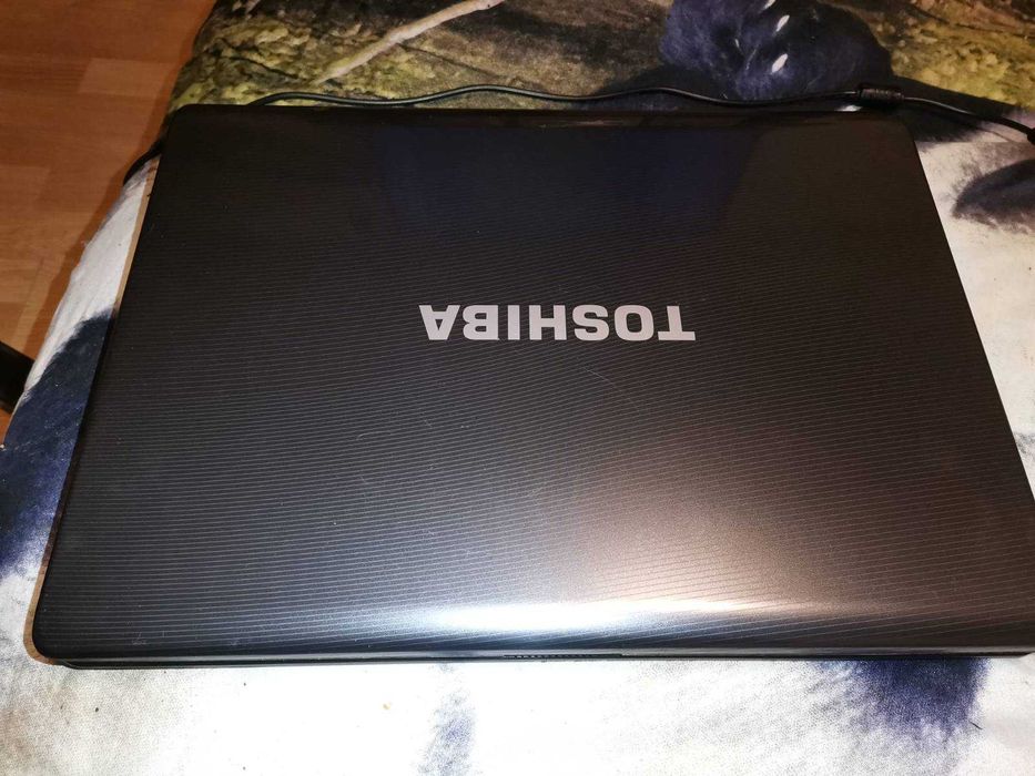 Toshiba Satellite  l 300 на части всичко