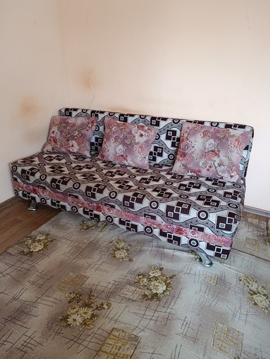 Продам диван тахту