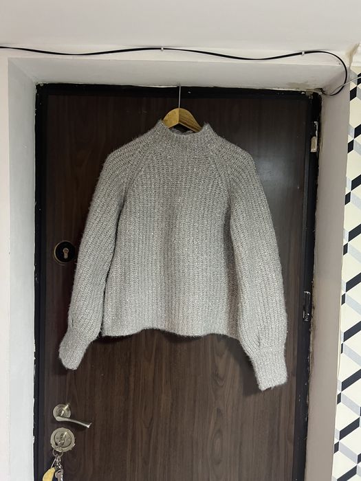 Bluza groasa pana in talie
