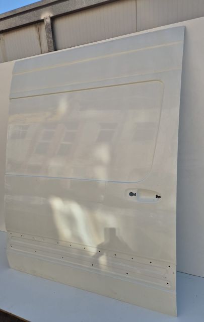 Usa culisanta partea dreapta Mercedes-Benz Sprinter a 2-a generatie 9