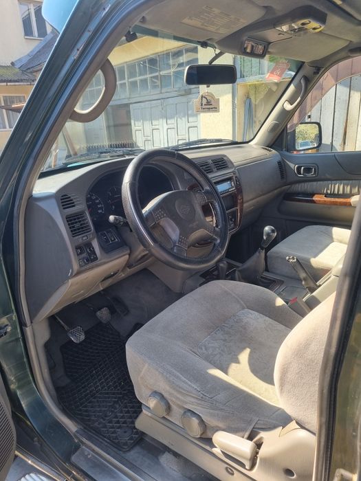 Nissan patrol y61 2.8 autoutilitar