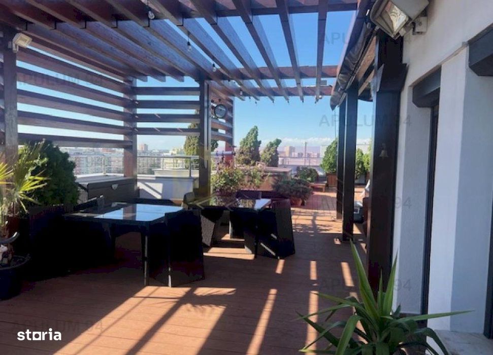 Penthouse Titan- Baba Novac.