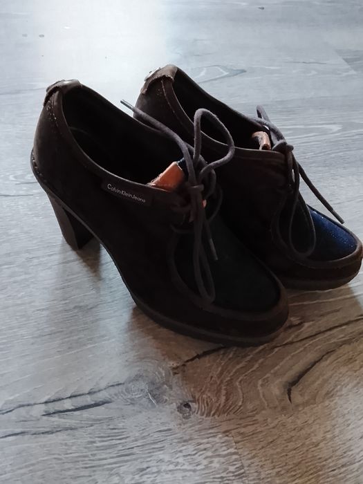 Pantofi Calvin klein mărimea 37