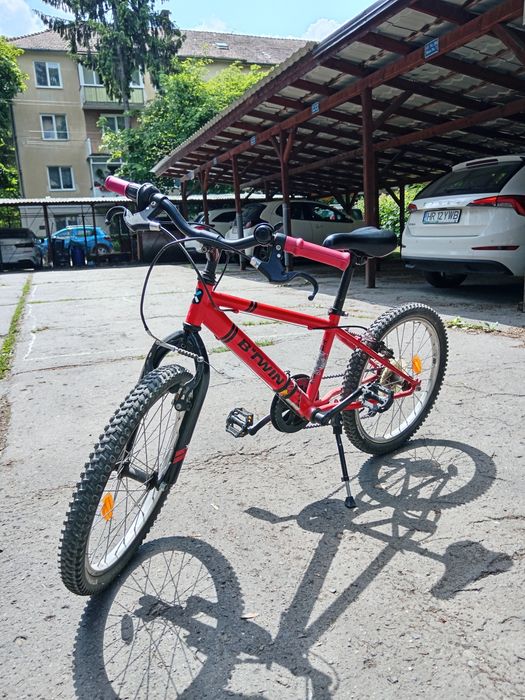 Vând bicicletă pentru copii