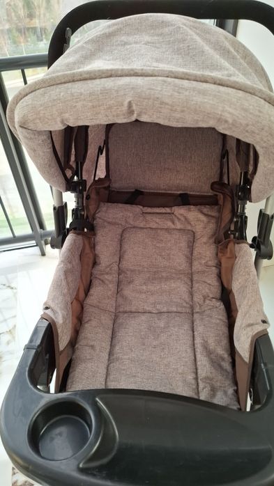 Продам детскую коляску